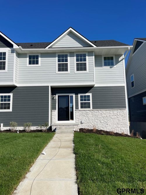 4617 Leawood Ct, Bellevue, NE, 68133-3428 | Card Image