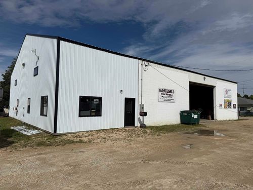230 2nd Ave Se, Cresco, IA, 52136-1874 | Card Image