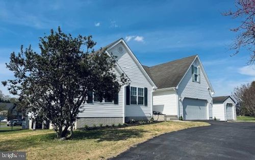 17 Pintail Ln, KEARNEYSVILLE, WV, 25430-2520 | Card Image