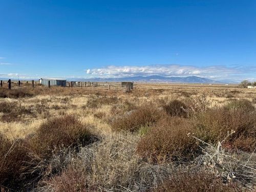1010 Skyline Blvd, Battle Mountain, NV, 89820-2585 | Card Image