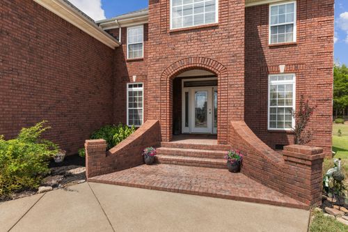1131 Kacie Dr, Pleasant View, TN, 37146-3718 | Card Image