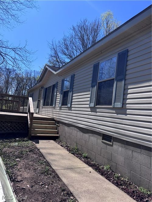 180 Pine St, Washington, WV, 26181-8498 | Card Image