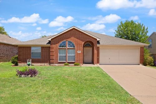 1704 Cancun Dr, Mansfield, TX, 76063-8501 | Card Image