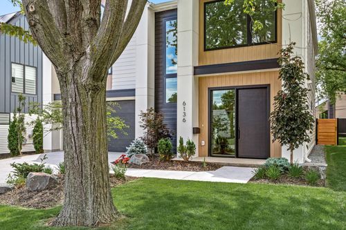 6136 Oaklawn Ave, Edina, MN, 55424-1924 | Card Image