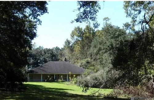 17000 Perkins Rd, Baton Rouge, LA, 70810-3740 | Card Image