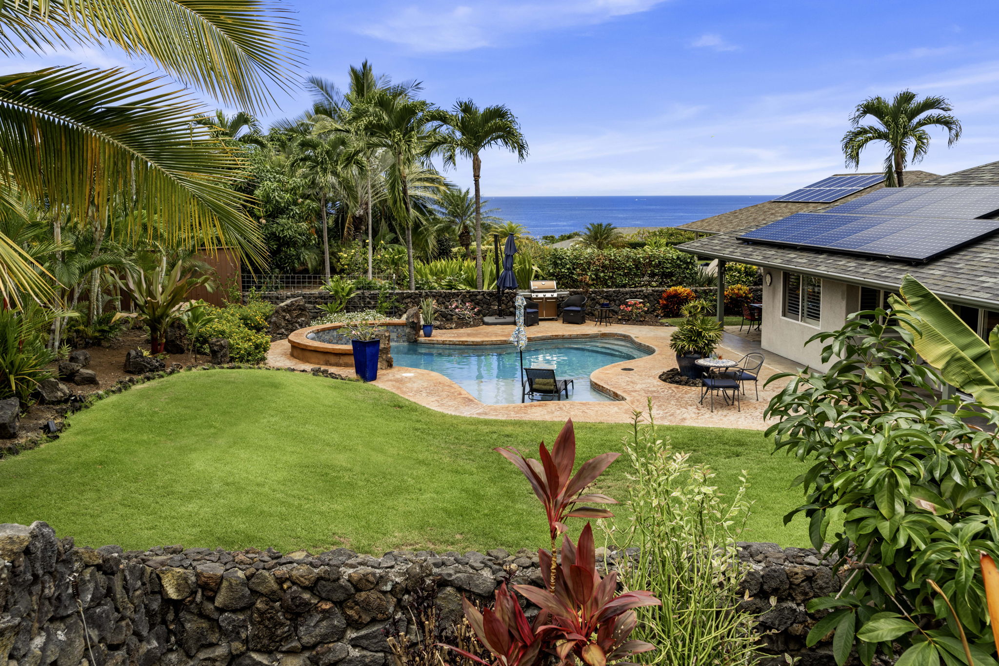 Hoowaiwai Pl, Kailua Kona, HI 96740