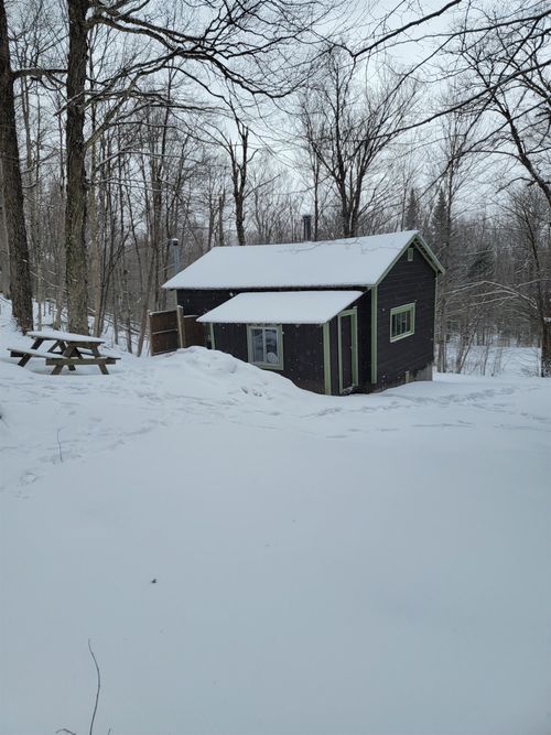 845 Bailey Hill Rd, Readsboro, VT, 05350-4419 | Card Image