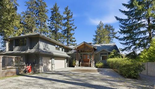 7626 Eureka Ave, Halfmoon Bay, BC, V7Z1A1 | Card Image