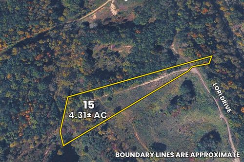 15 Lori Dr, Irvine, KY, 40336 | Card Image