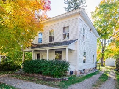 325 Monroe Street, House other with 3 bedrooms, 1 bathrooms and null parking in Allegan MI | Image 2