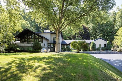 1650 Ridge Rd, Lewiston, NY, 14092-9753 | Card Image