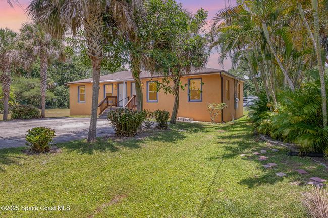 Frontal side angle of property. | Image 21