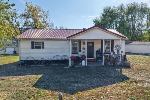 305 Greentown Rd, Buffalo, MO, 65622-6312 | Card Image