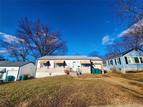 1209 Kilgore Dr, Saint Louis, MO, 63137-2018 | Card Image