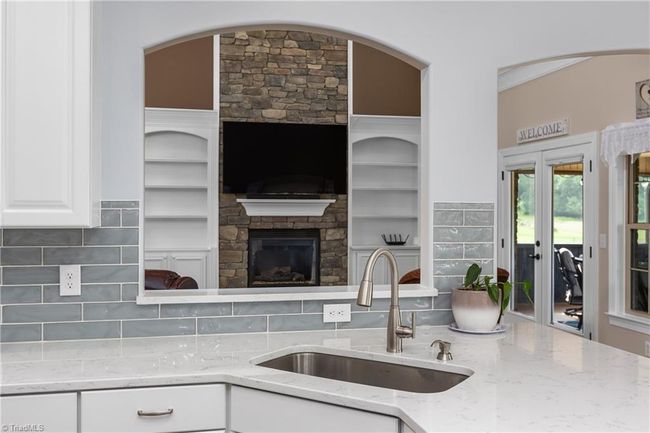 Kitchen | Image 15