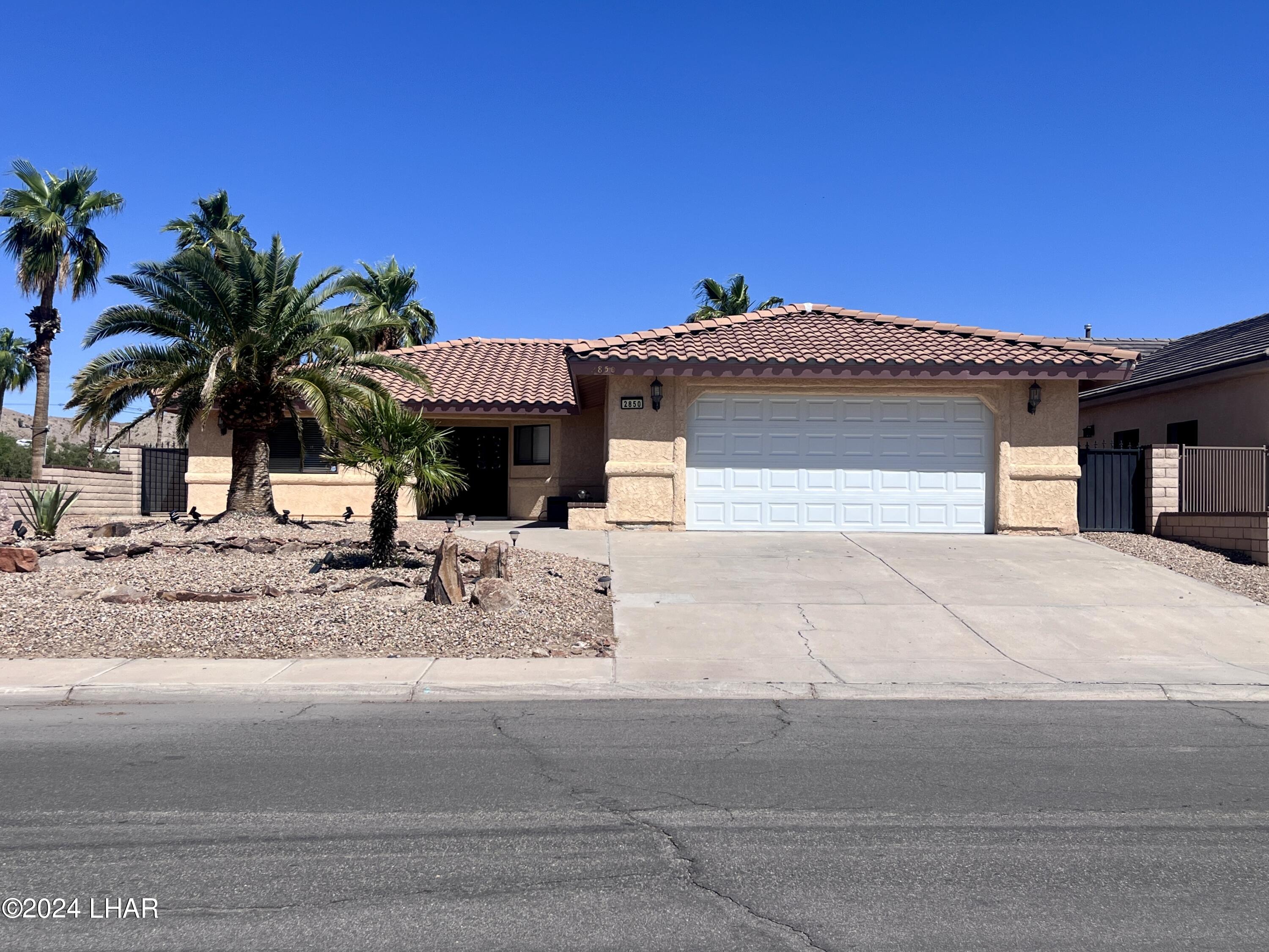 Country Club Dr, Bullhead City, AZ 86442
