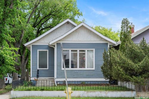 744 7th Avenue N, Saskatoon, SK, S7K2V4 | Card Image