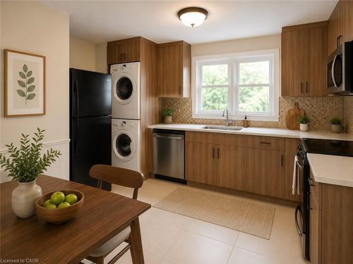 1-25 Endfield Ave, Hamilton, ON, L8T2L3 | Card Image