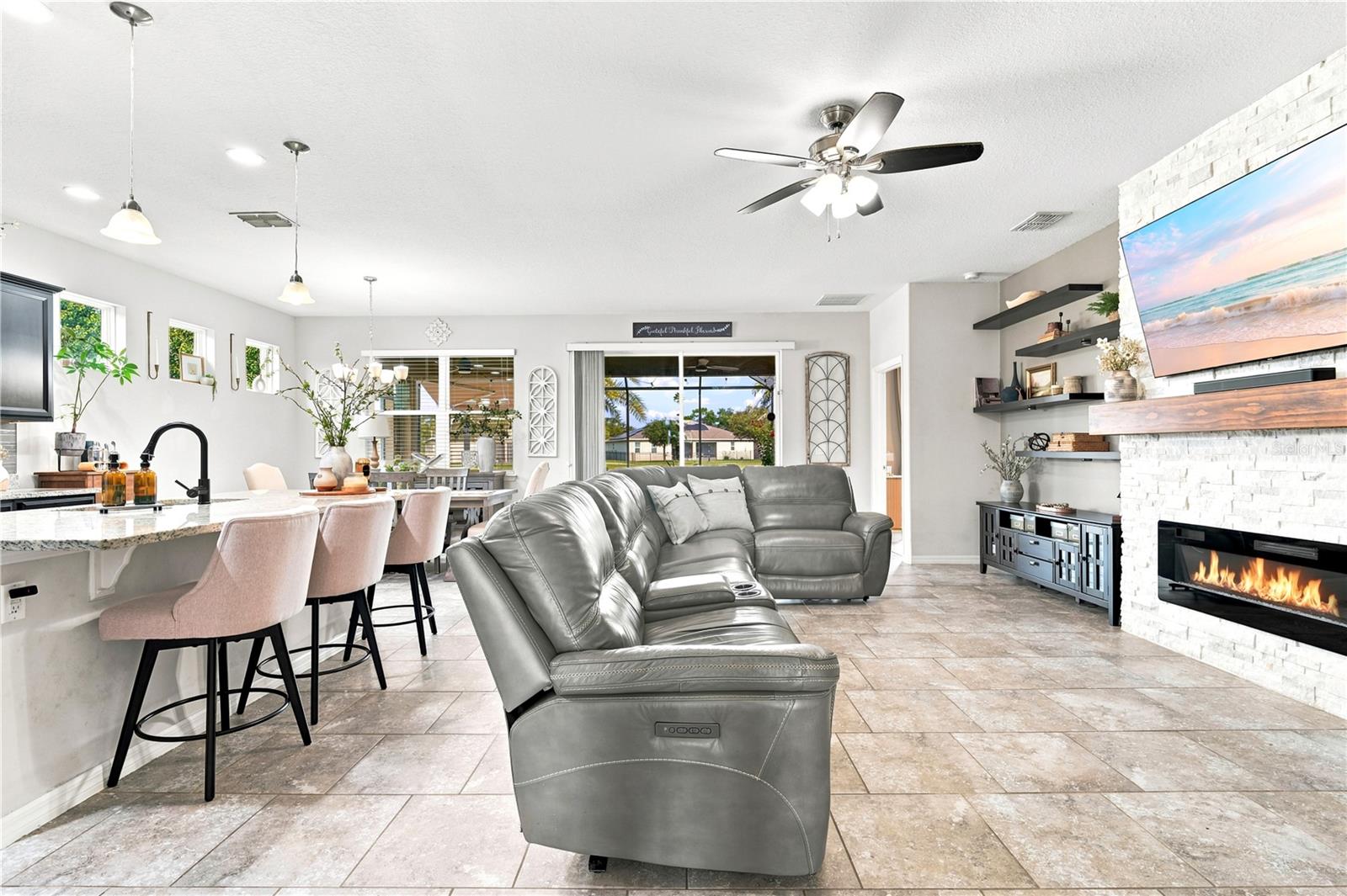 Residential in DELAND 5