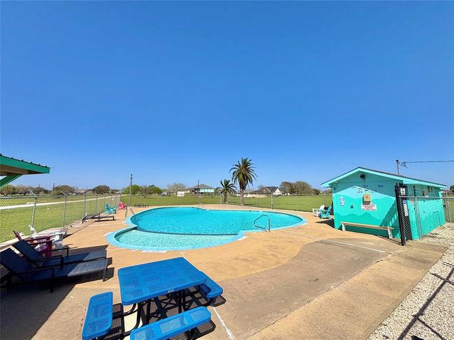 491 Carancahua Blvd, House other with 2 bedrooms, 1 bathrooms and 2 parking in Palacios TX | Image 37