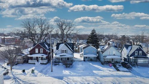 1035 First St, Sandusky, OH, 44870-3822 | Card Image