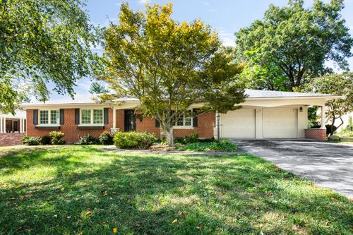 504 Southland Dr, Versailles, KY, 40383-1484 | Card Image
