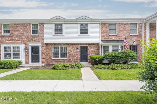 6727 Garden Rd, Maumee, OH, 43537-1003 | Card Image