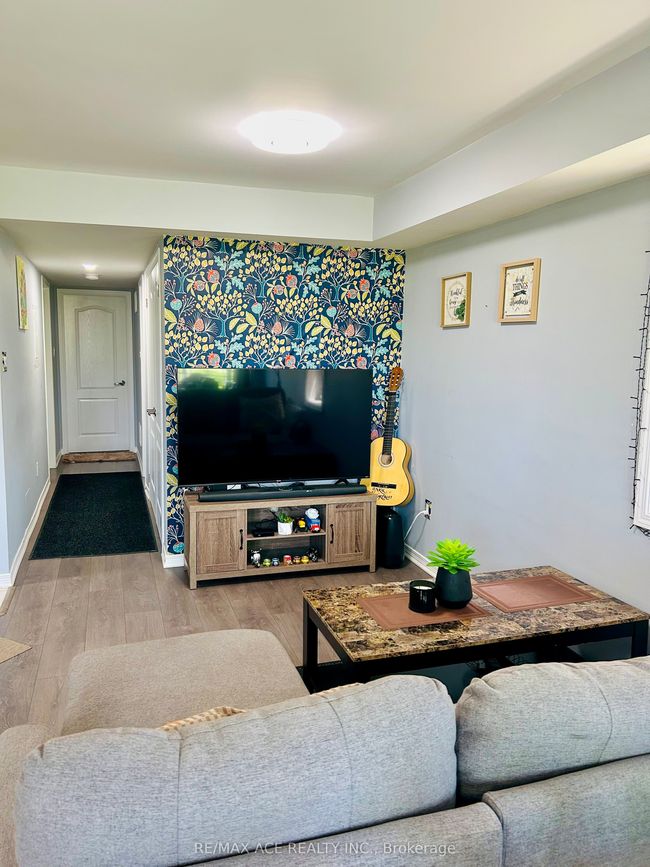 8 - 2441 Greenwich Dr, Condo with 2 bedrooms, 2 bathrooms and 2 parking in Oakville ON | Image 9