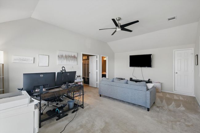 107 Watering Hole, House other with 4 bedrooms, 3 bathrooms and null parking in Newark TX | Image 20