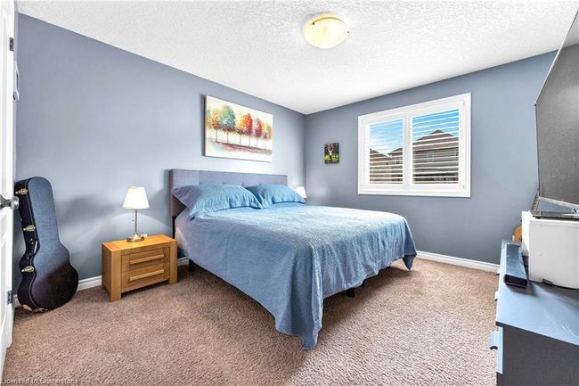 572 Altheim Cres, House other with 3 bedrooms, 4 bathrooms and 4 parking in Waterloo ON | Image 19