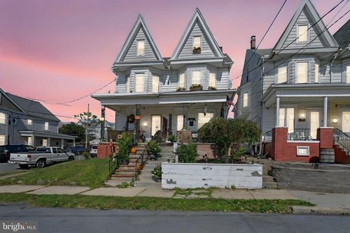 337 W Frack St, FRACKVILLE, PA, 17931-1615 | Card Image