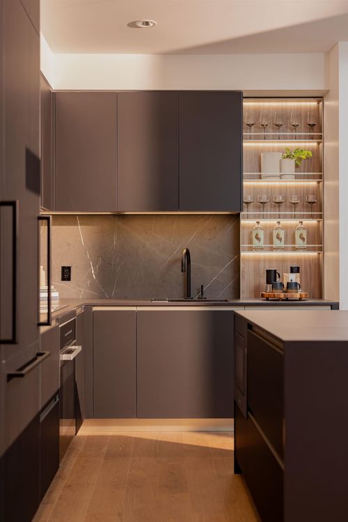 408-480 W 16th Ave, Vancouver, BC, V5Y | Card Image