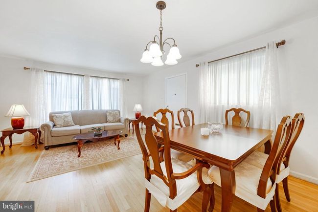 810 S Dinwiddie St, Home with 3 bedrooms, 2 bathrooms and null parking in ARLINGTON VA | Image 6
