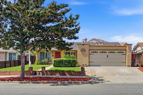 2425 Fallingtree Dr, San Jose, CA, 95131-1910 | Card Image