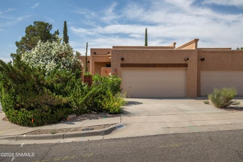 1086 Mormon Dr, Las Cruces, NM, 88011-4709 | Card Image