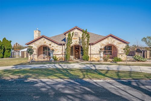 308 Sheri Ln, Roanoke, TX, 76262-6146 | Card Image