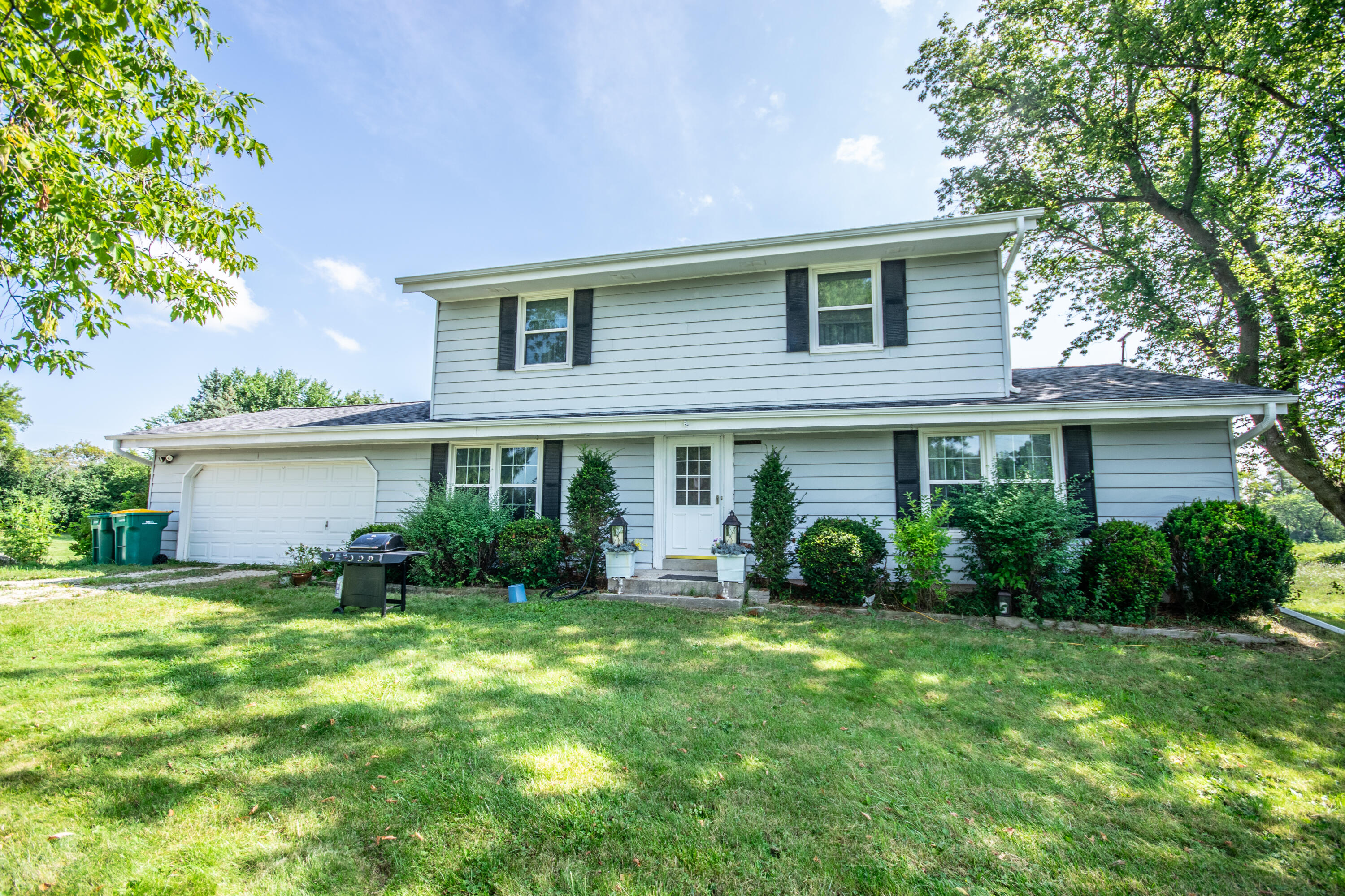Pleasant View Dr, Germantown, WI 53022