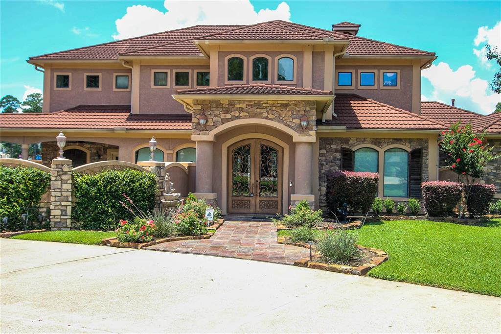Cool Breeze Ln, Montgomery, TX 77356