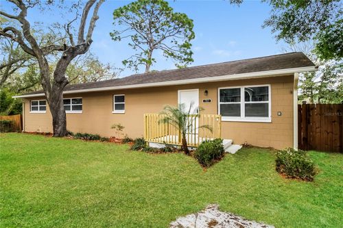 701 Palm Springs Dr, Altamonte Springs, FL, 32701-7809 | Card Image