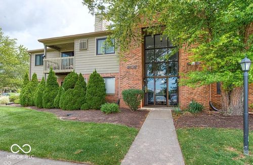 5-4391 Village Parkway Cir W, Indianapolis, IN, 46254-4343 | Card Image