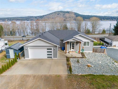 3077 Hillview Rd, Lantzville, BC, V0R2H0 | Card Image