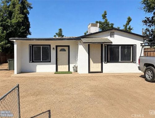 1512 Southgate Dr, Bakersfield, CA, 93304-5151 | Card Image