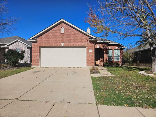 2341 Clairborne Dr, Fort Worth, TX, 76177-7571 | Card Image
