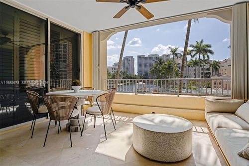 apt-203-725 Crandon Blvd, Key Biscayne, FL, 33149-2561 | Card Image