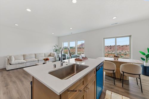 233 N Dewberry Pl, Kennewick, WA, 99336-8662 | Card Image
