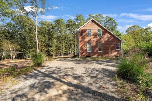 9 Wood Lot Lane, East Hampton, NY, 11937 | Card Image