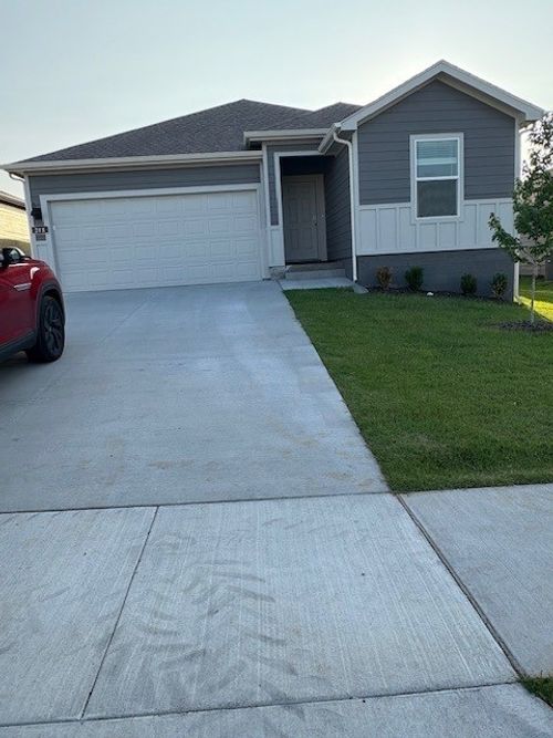 201 Granny Smith St, Gentry, AR, 72734-4035 | Card Image