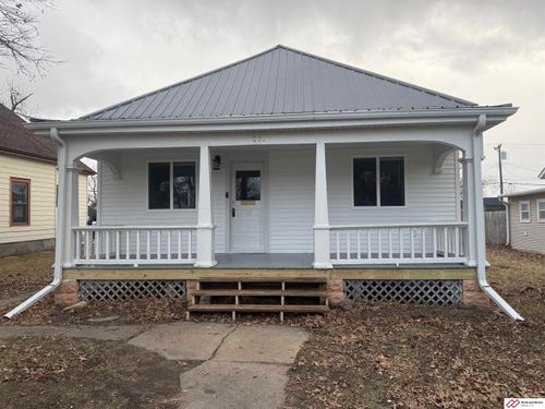 817 Bell St, Beatrice, NE, 68310-4030 | Card Image