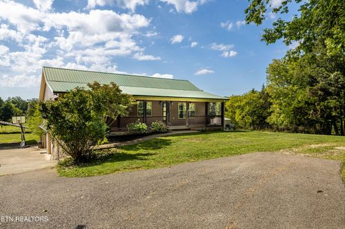 3506 Fox Creek Rd, Louisville, TN, 37777-3268 | Card Image