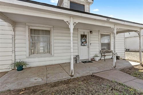 414 E 6th St, Hydro, OK, 73048-8620 | Card Image